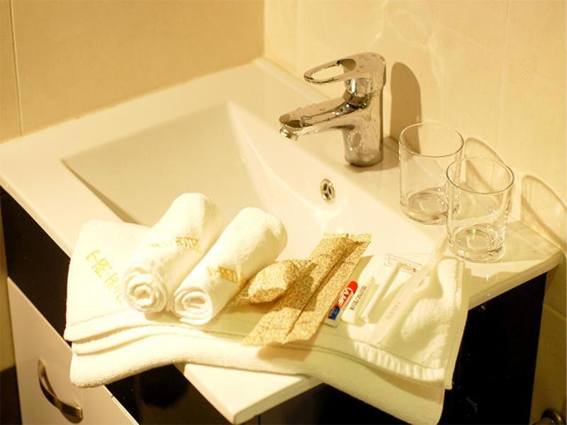 E Red Hotel Sunway Perai Exterior foto